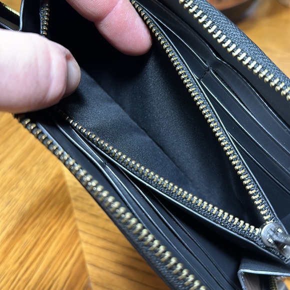 *HTF Color Combination* COACH Accordion Varsity Zip-Around Wallet - Picture 10 of 16